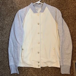 Under Armour Sweatshirt